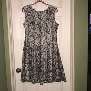 Danny and Nicole dress